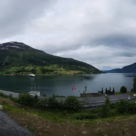 Vakantiehuis Modern With Panorama View Olden