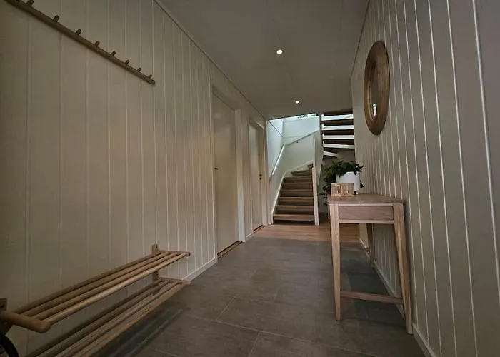 Semesterbostad Modern With Panorama View Olden