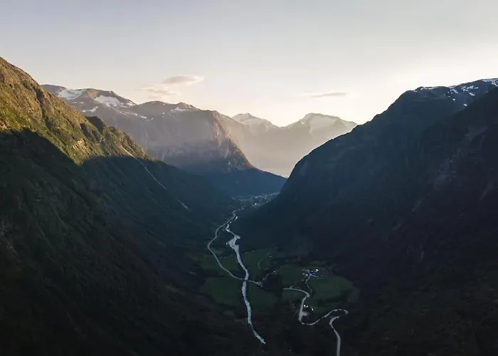 Modern With Panorama View * Olden